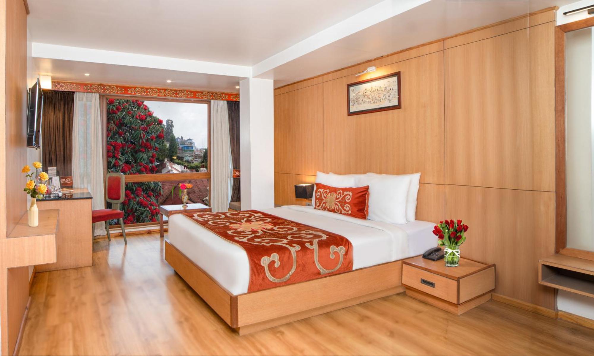 Summit Swiss Heritage Resort & Spa Дарджилинг Экстерьер фото